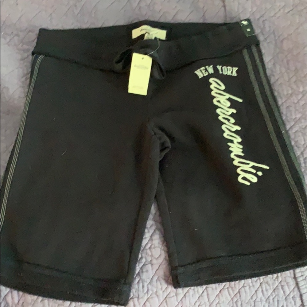 “Abercrombie kids”  girls shorts size xl navy